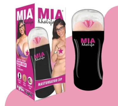 Mia Khalifa Masturbator For Men